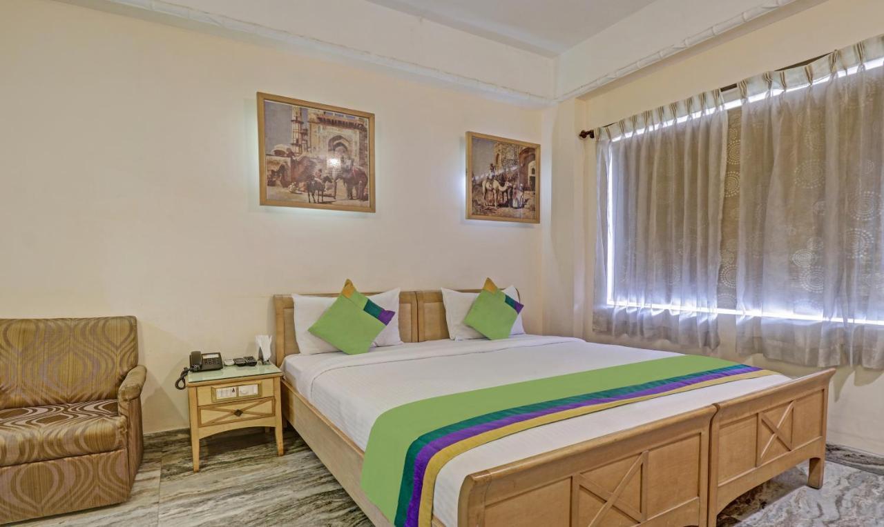 Treebo Komfort Suites, 3 Km From Mysore Palace Экстерьер фото