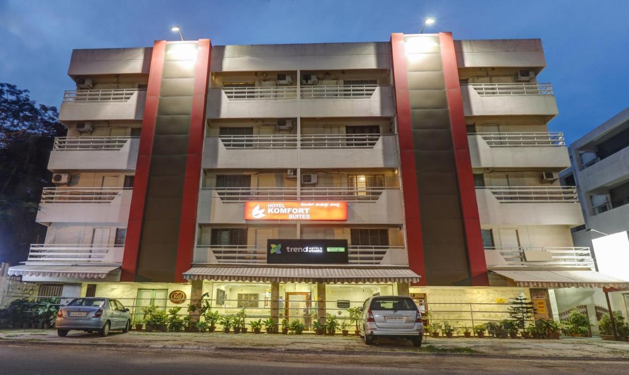 Treebo Komfort Suites, 3 Km From Mysore Palace Экстерьер фото