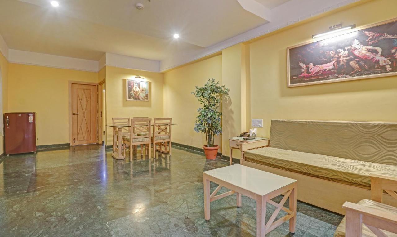 Treebo Komfort Suites, 3 Km From Mysore Palace Экстерьер фото