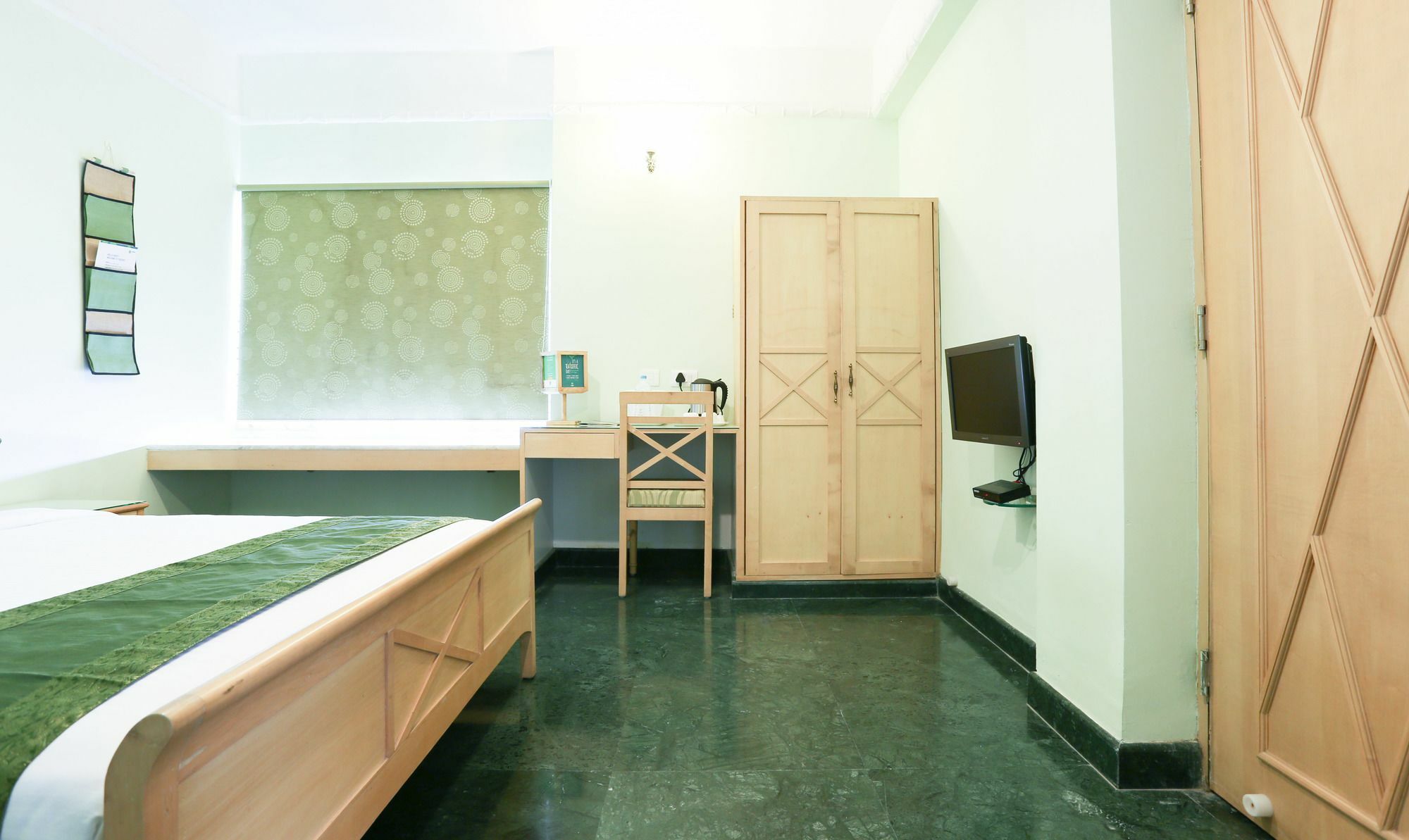 Treebo Komfort Suites, 3 Km From Mysore Palace Экстерьер фото